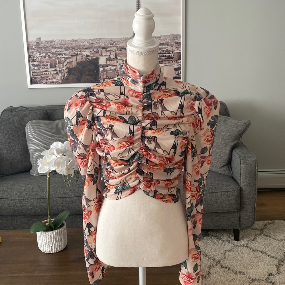 Pretty Little Thing Long Sleeve Crop Blouse Sz US 4